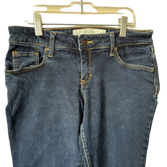❤️Abercrombie and Fitch women’s jeans size 4 - Picture 2 of 7
